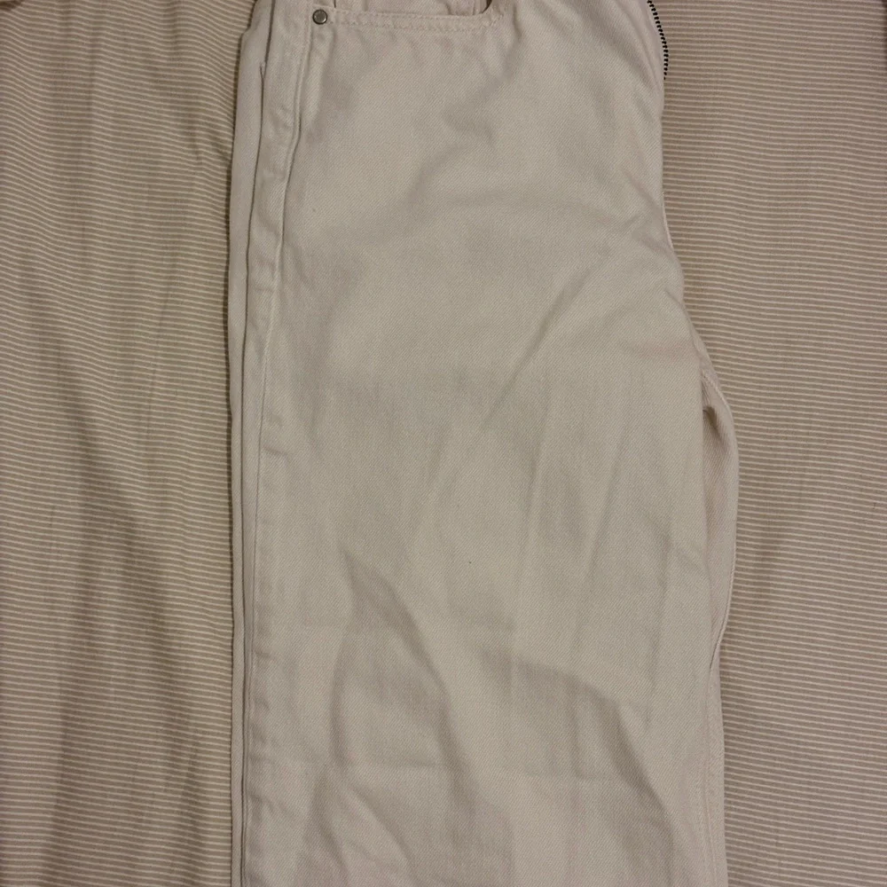 Cream jeans - Picture 1 of 2